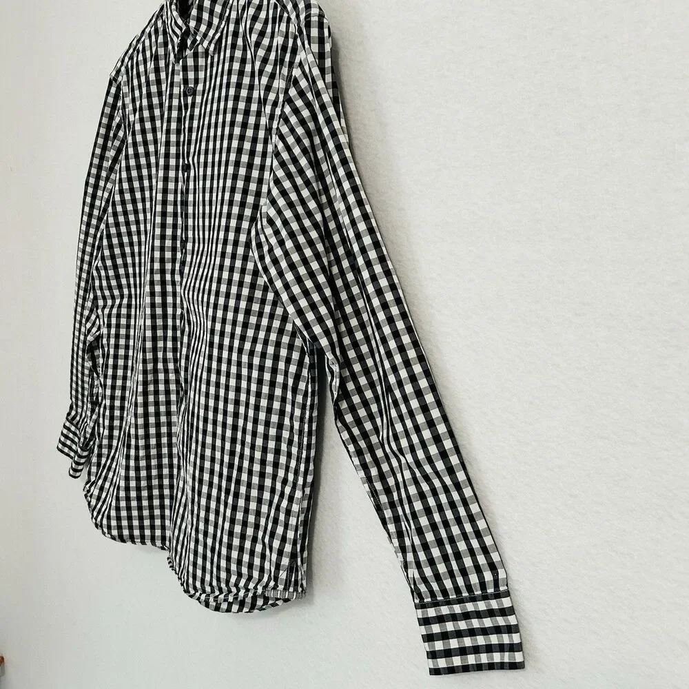 Banana Republic Shirt Men M 15-15 1/2 Black White Plaid Button Down Casual Prepy